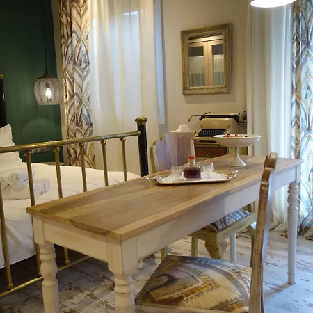 Ganimede Hotel, 3* Galaxídhion