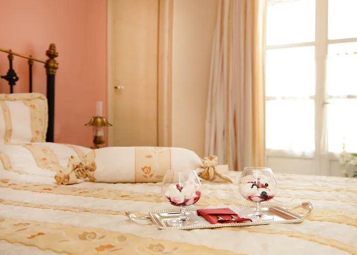 Ganimede Hotel, Galaxídhion