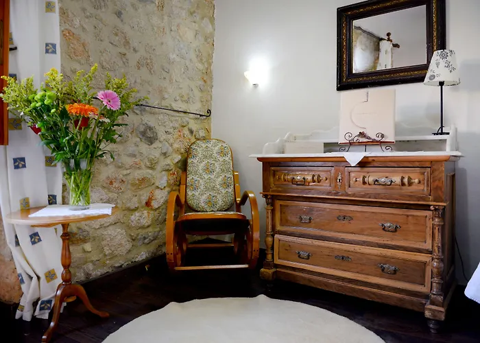 Ganimede Hotel, Galaxídhion