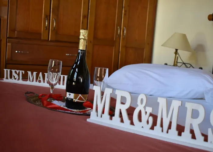 Ganimede Hotel, Hotel