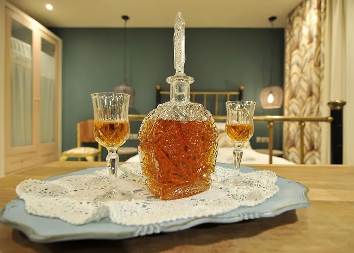 Ganimede Hotel, Galaxídhion